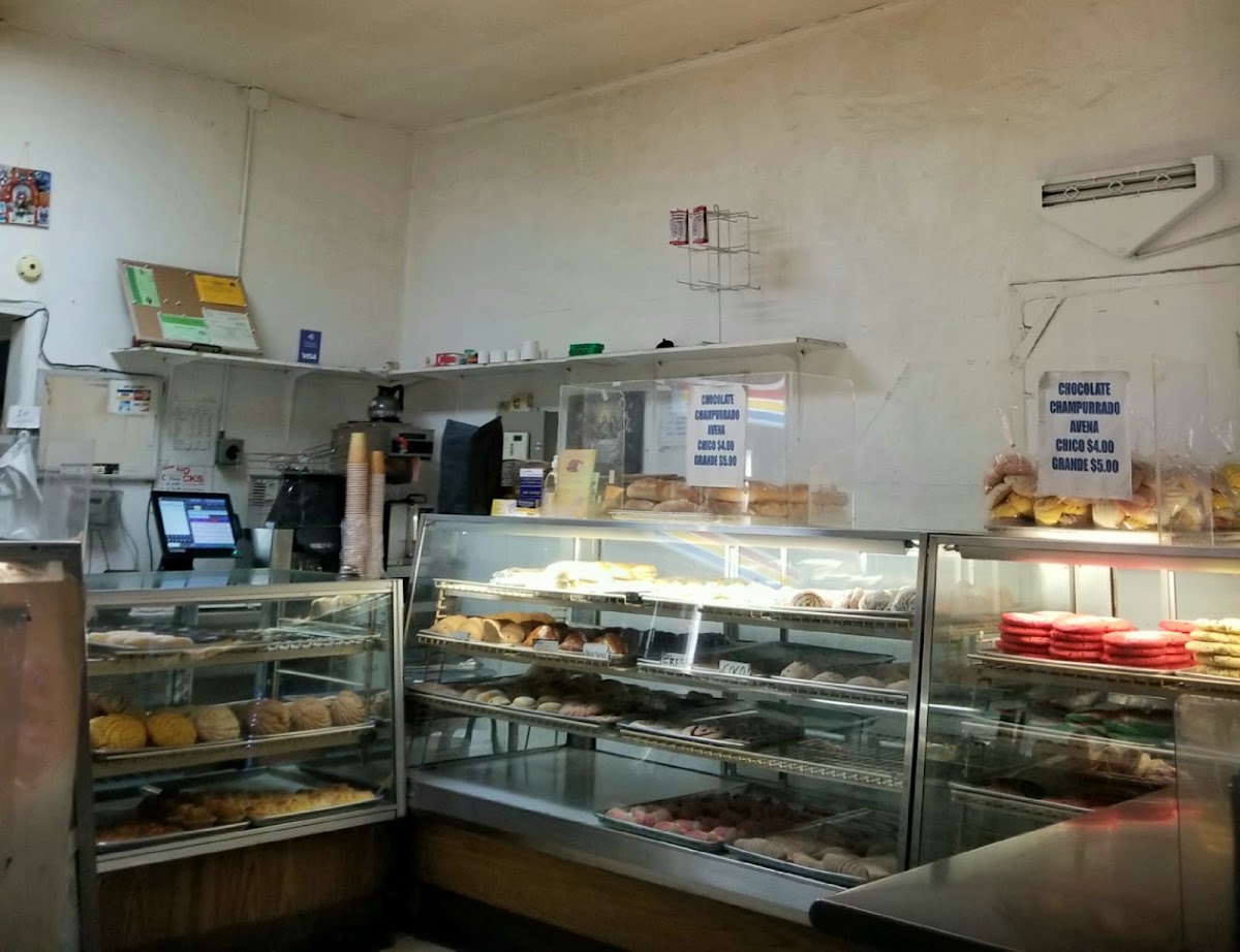 El Buen Gusto Bakery