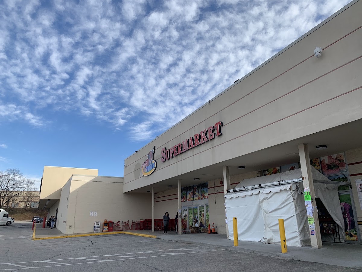 Megamart